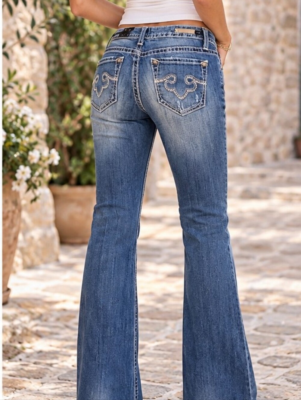 Express ReRock Jeans Bootcut Y2K Style Low Rise Medium Wash Festival NWOT 6R